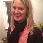 I am available to teach English; I can adapt the class to fit your needs and your goal of learning the language!